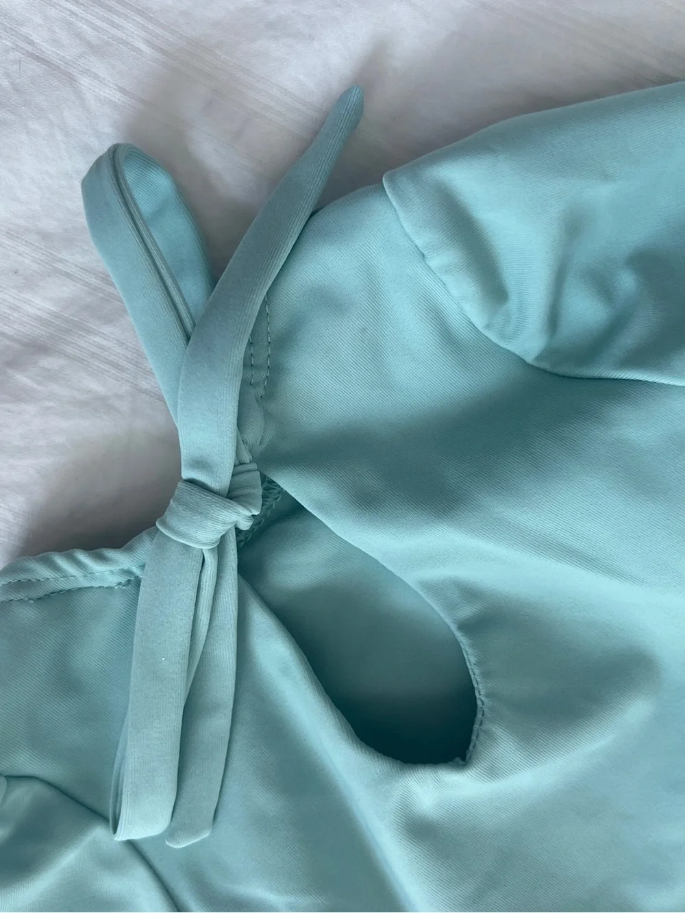 Montce mint colored